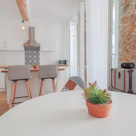 Stylish Apartment In The Old Town, With Ac. Antibes Kültér fotó